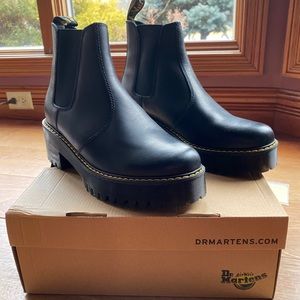 Dr. Martins - Rometty, Black burnished Wyoming